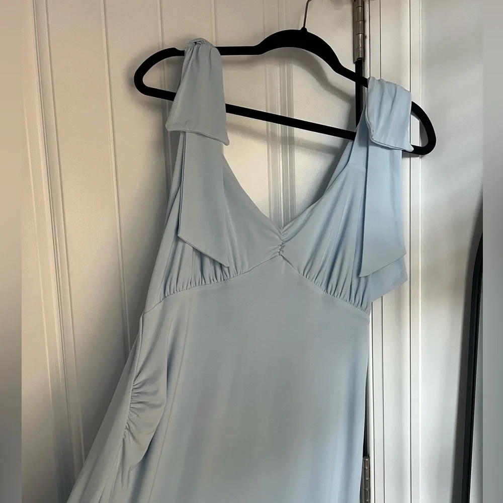 NWT Club L ‘Sheen’ Powder Blue Maternity Dress - Size US 10 - Picture 4 of 12